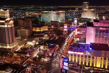 Los mejores dados de Las Vegas: un vistazo a los casinos con apuestas mínimas económicas, matrícula y las mejores probabilidades y reglas en Fremont Street y el Strip