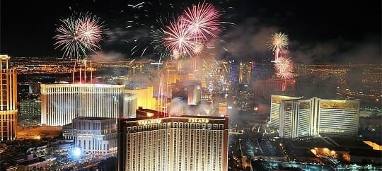 Fuegos artificiales de Nochevieja en Las Vegas Strip 2023 y fiestas para ver